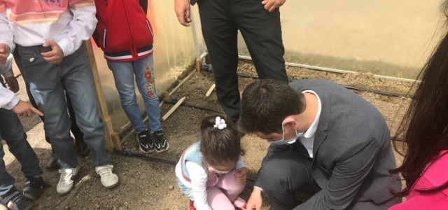 Altıntaş’ta ’’Yerli tohum tarım atölyesi’’ projesi