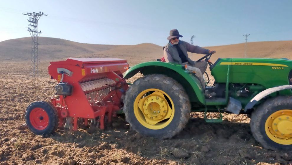 Arguvan'da 5 Yerli Buğday Çeşidinin Ekimi Yapıldı