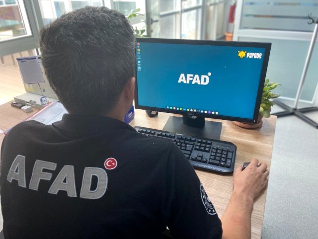 Edirne AFAD yerli ve milli işletim sistem Pardus'a geçiş yaptı