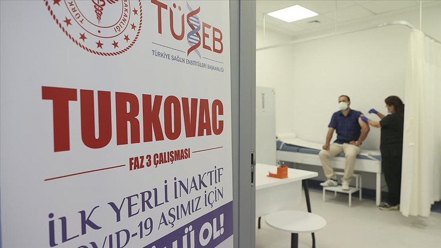 Gönüllüler Faz-3 aşamasındaki yerli aşı TURKOVAC için seferber oldu