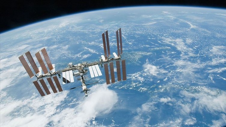 İlk yerli haberleşme uydusu hizmete giriyor: Türkiye uzaya iz bırakacak! Fırlatma için geri sayım başladı