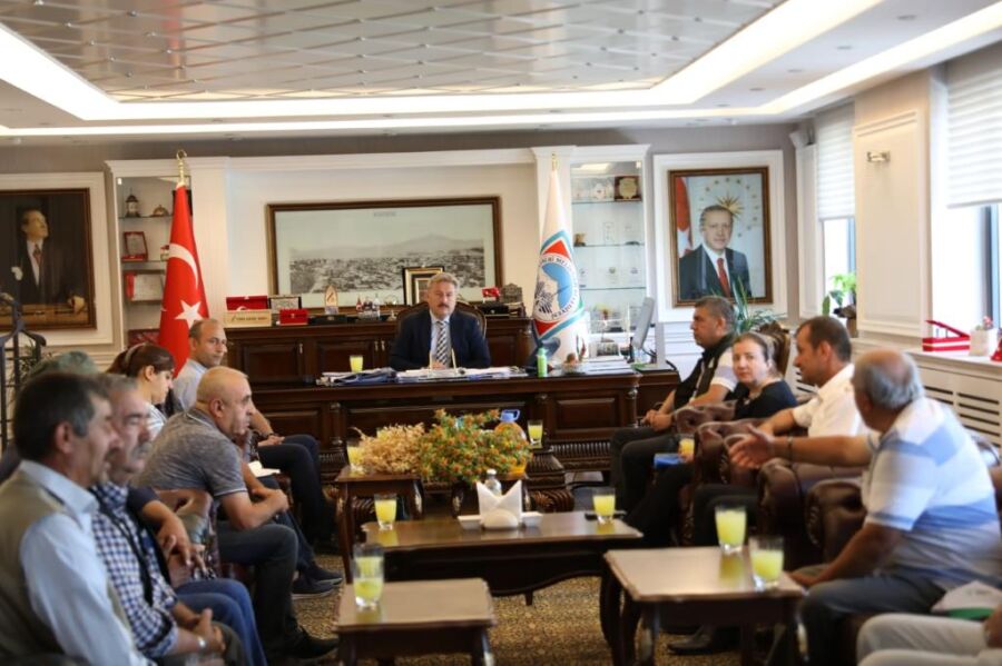 Melikgazi’de Yerli Tohumlar Ürüne Dönüştü