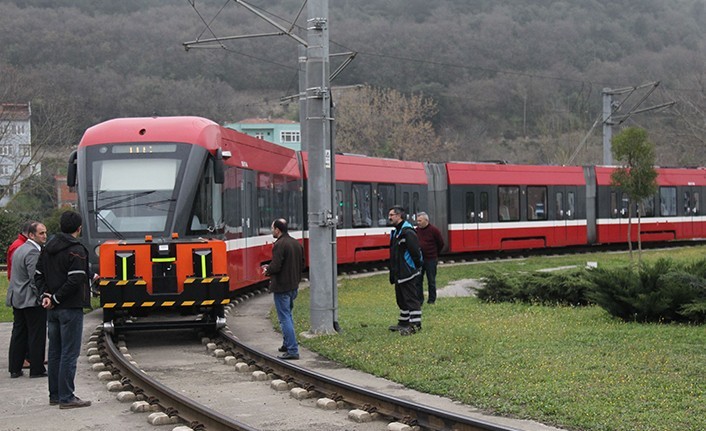 Türk mühendislerden tramvaylar için uzaktan kumandalı çekici