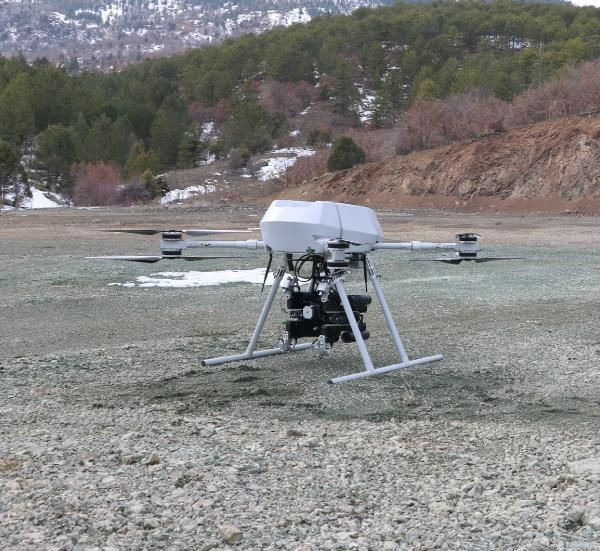 Türkiye’nin ilk milli bomba atarlı dronu Songar