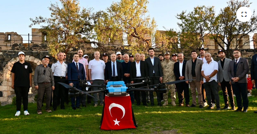 Vali Ali Fidan, Yerli ve Milli Yer Altı Görüntüleme Drone'unu İnceledi